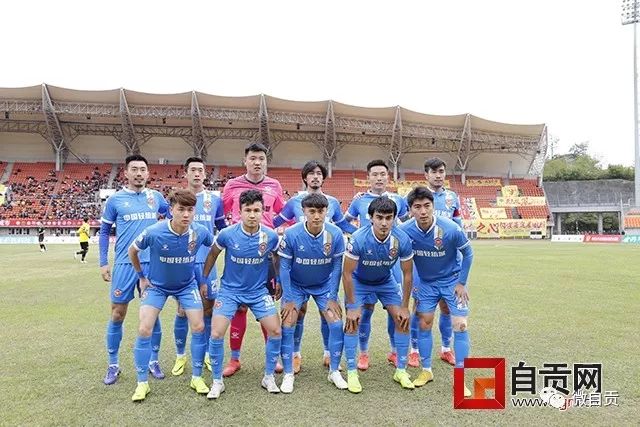 三月战役前遇难题：国脚出场少 后腰锋线问题最大